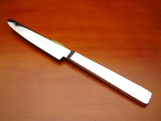 Picture of Place Knife Modern