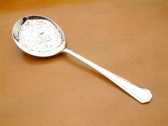 Picture of Berry Serving Spoon