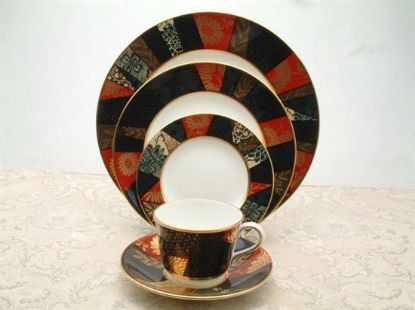 Picture of New 20pc. Service Of 4