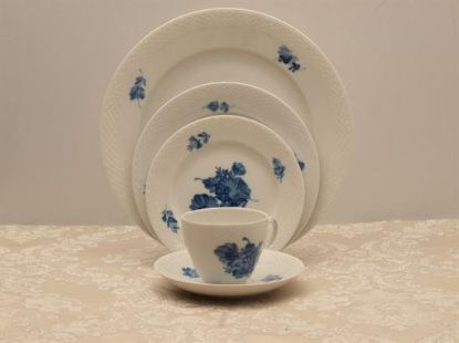 Picture of 5pc. Place Setting