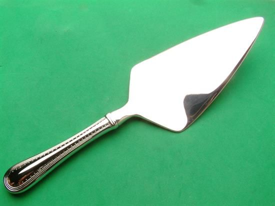 Picture of New Pie/cake Server