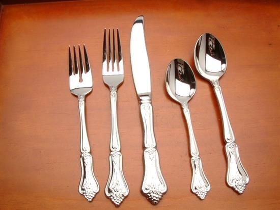 Picture of New 5pc. W/placespoon