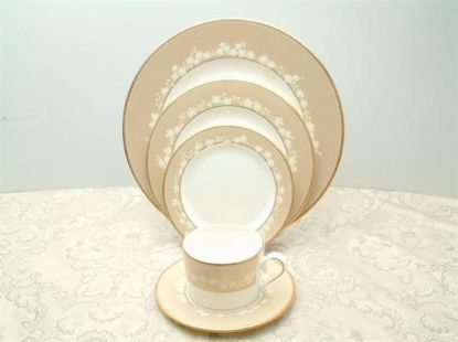 Picture of New 20pc. Service Of 4