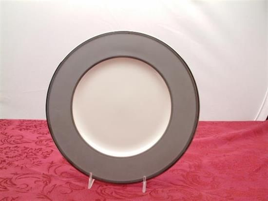 Picture of 9"accent Salad Plate