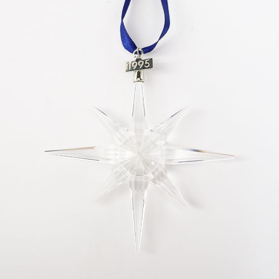 Picture of Swarovski Annual Edition Snowflake Ornament 1995 with Original Box & COA