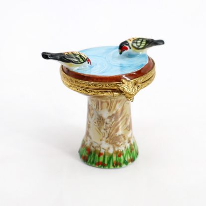 Picture of Limoges Porcelain Pair of Birds on Birdbath Trinket Box 