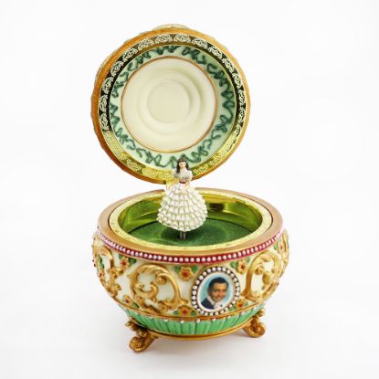 Picture of The San Francisco Music Box Company 'Gone with the Wind'  Scarlett O'Hara Music Box - Tara's Theme 