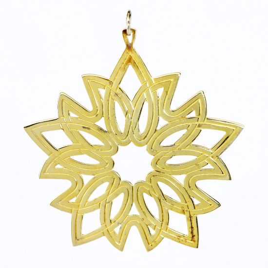 Picture of 1977 MMA (Metropolitan Museum of Art) Gilt Sterling Star Ornament 