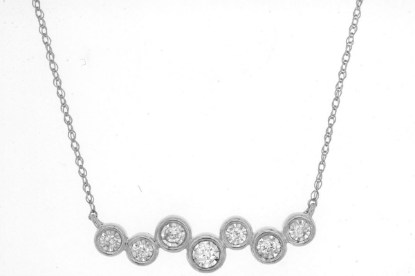 Picture of 14k White Gold Diamond Necklace