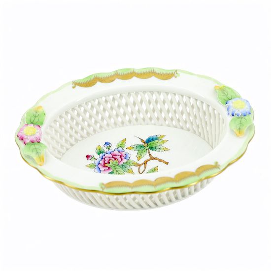 Picture of 'Queen Victoria' Oval Woven Basket by Herend