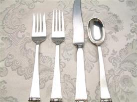 Show products in category Modern Georgian