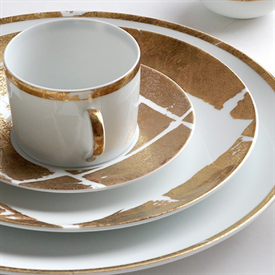 Show products in the Gold Leaf pattern