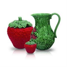 Show products in the Strawberries pattern