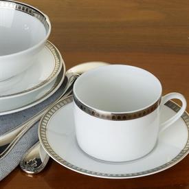 Show products in category Malmaison Platine