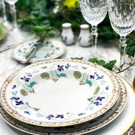 Show products in the Imperatrice Eugenie pattern