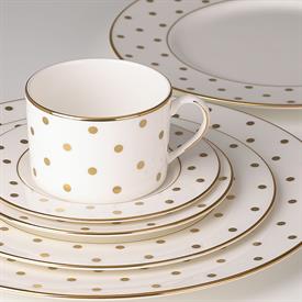 Show products in the Larabee Road Gold pattern