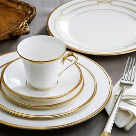 Show products in the Eternal White pattern