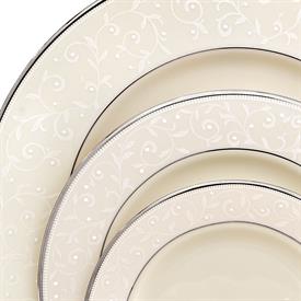 Show products in category Pearl Innocence