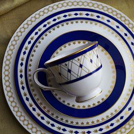 Show products in the Royal Grandeur pattern