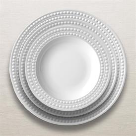 Show products in the Perlee White pattern