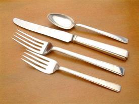 Show products in the Modern Classic pattern