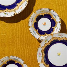 Show products in the Royal Blue, Gold Bronze, Strewn Flowers pattern
