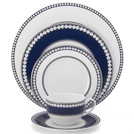 Show products in category Akoya