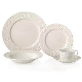 Show products in the English Countryside pattern