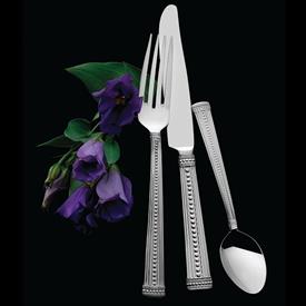 Show products in the Scarlet pattern