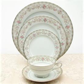 Show products in the Edgewood pattern