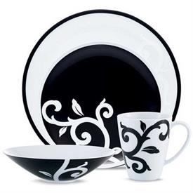 Show products in the Kismet Black pattern