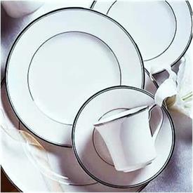 Show products in the Platinum Traditions pattern