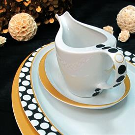 Show products in the Athos pattern