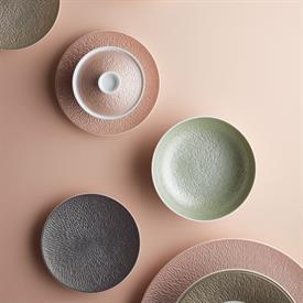 Show products in the Mineral Irise Copper pattern