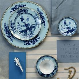 Show products in the Oriente Italiano Iris pattern