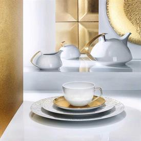 Show products in the Tac 02 Skin Gold pattern