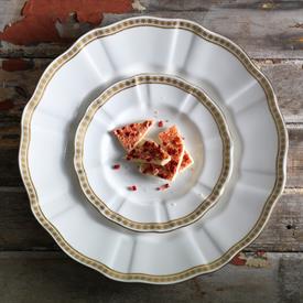 Show products in the Carlton Gold pattern