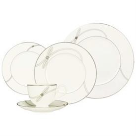 Show products in the Grace pattern