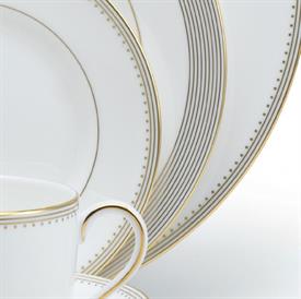 Show products in the Golden Grosgrain pattern