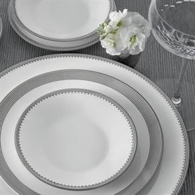 Show products in the Grosgrain pattern