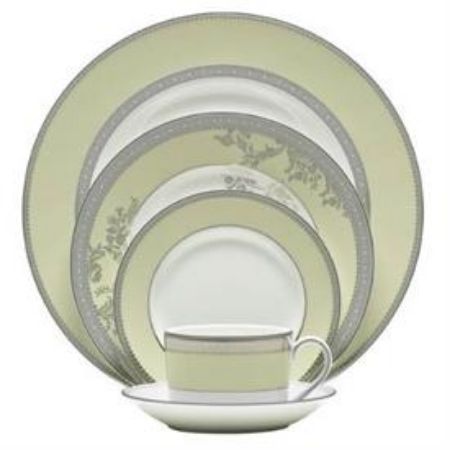 Picture for pattern Vera Lace Bouquet Fern