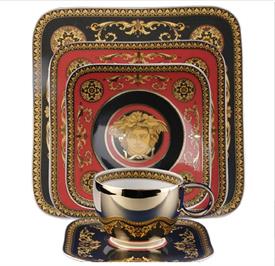 Show products in the Medusa Red, Square pattern