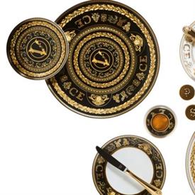 Show products in the Virtus Gala Black pattern