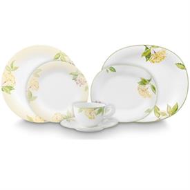 Show products in the Green Garland pattern