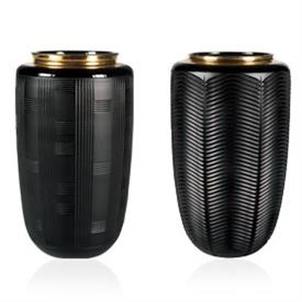 Show products in the Jet Black pattern