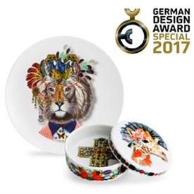 Show products in category Love Who You Want by Christian Lacroix