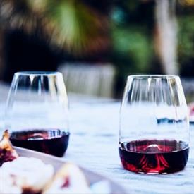 Show products in the Elegance Optic pattern