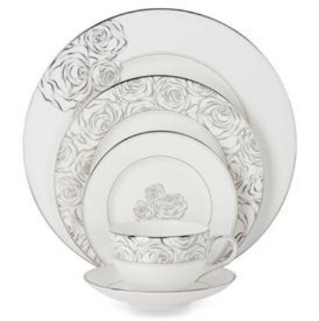 Picture for pattern Sunday Rose by Monique Lhuillier