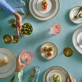 Show products in the Renaissance Grey pattern