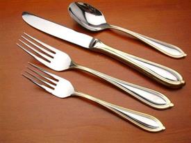 Show products in the Ariana, Gold Accents pattern